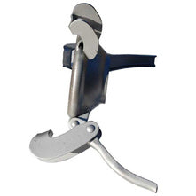 A5D - Galv. Steel Female End Plug with 3 Catches & Seal