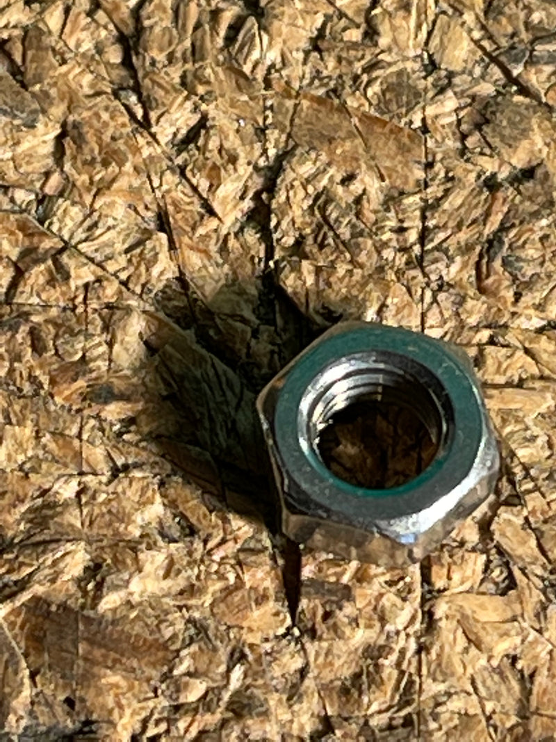 140137A Nut (spoon)